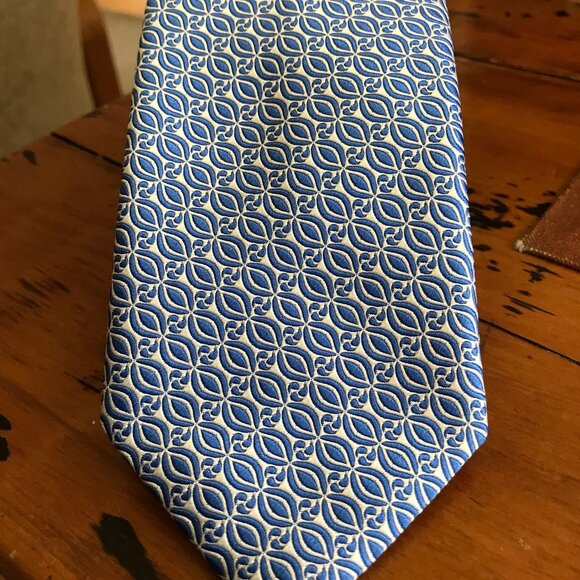 Designer Ties: Penrose of London, Ermenegildo Zegna, Robert Talbot - Picture 3 of 10